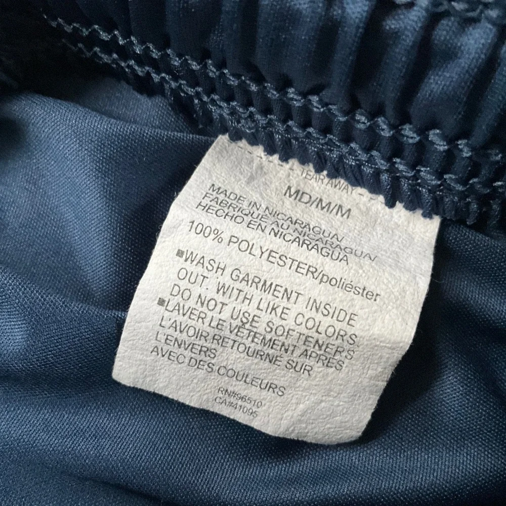 Under Armour Mens Navy Blue Loose Fit Mesh‎ Pocket Athletic Gym Workout Shorts M